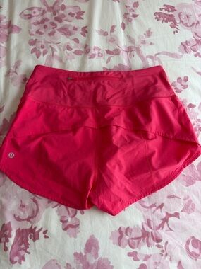 Lululemon mid rise speed up shorts